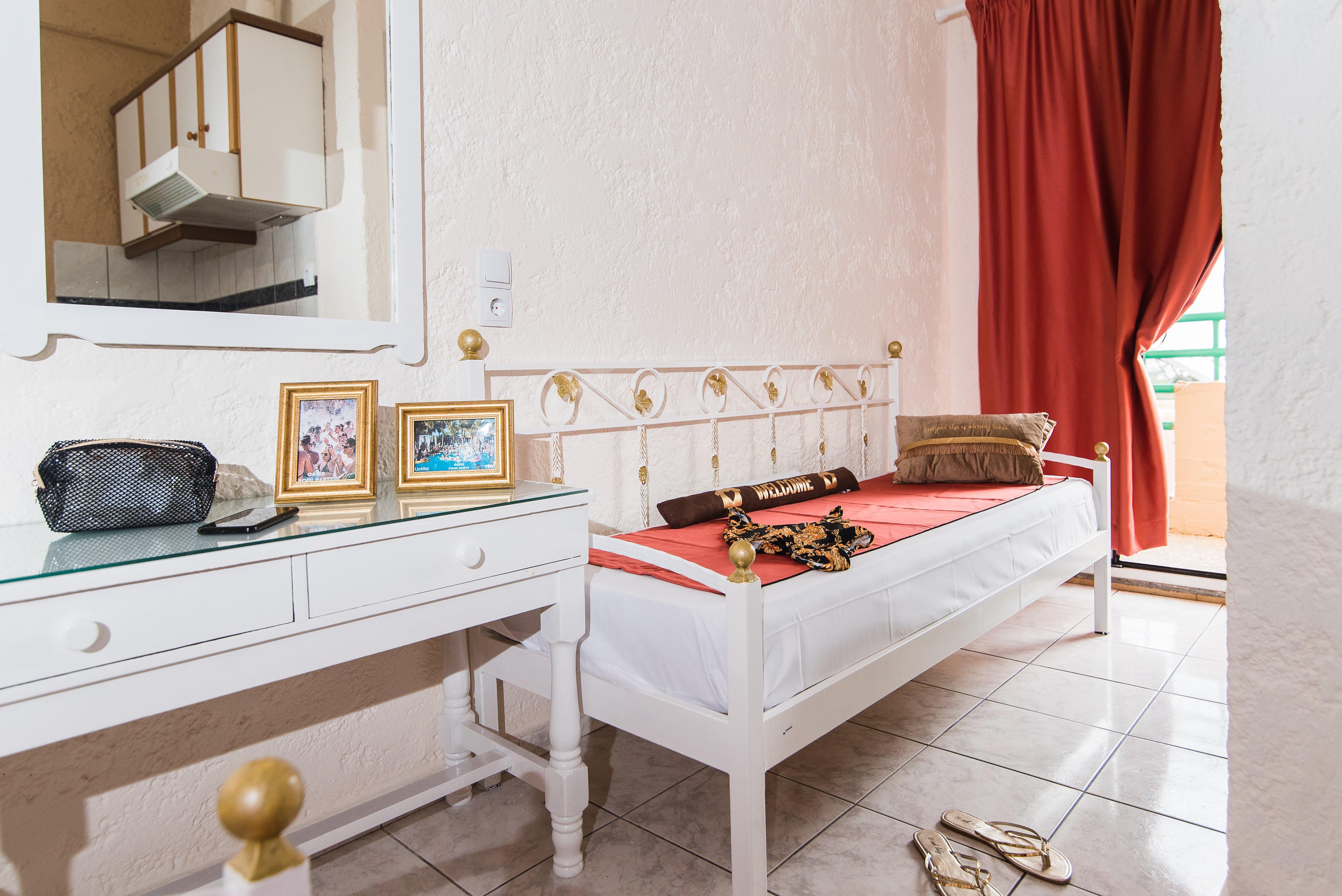 Oasis Studios Малиа Экстерьер фото