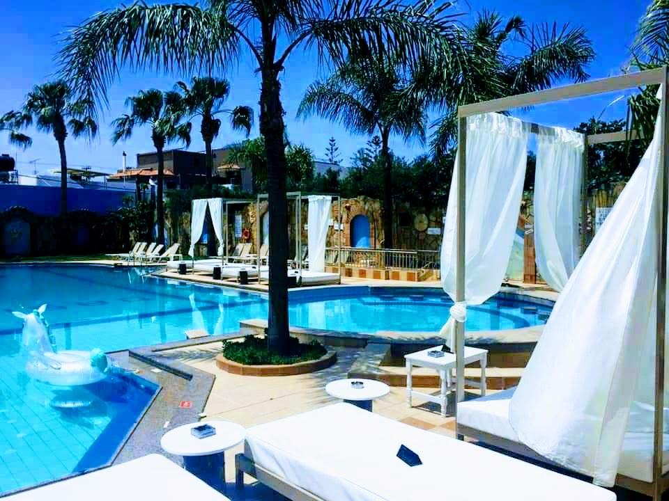 Oasis Studios Малиа Экстерьер фото
